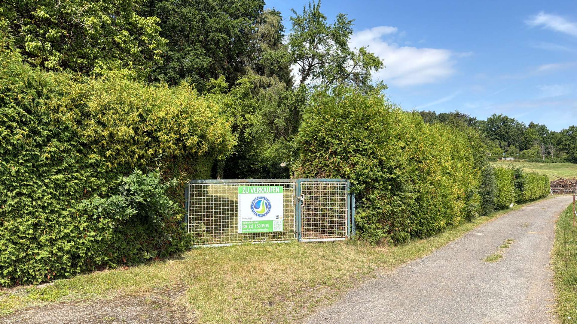 Grundstückszufahrt